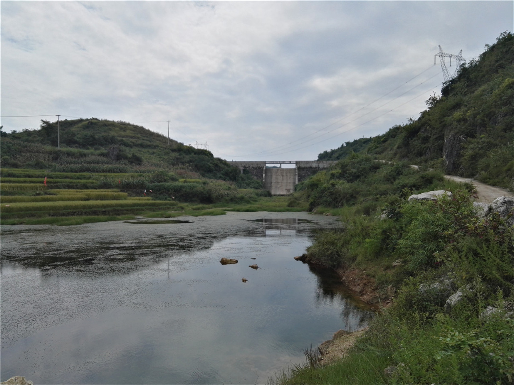 六角山水库