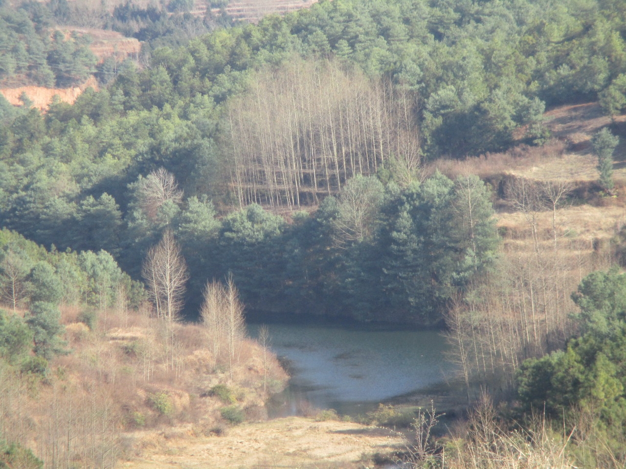 老灰山水库