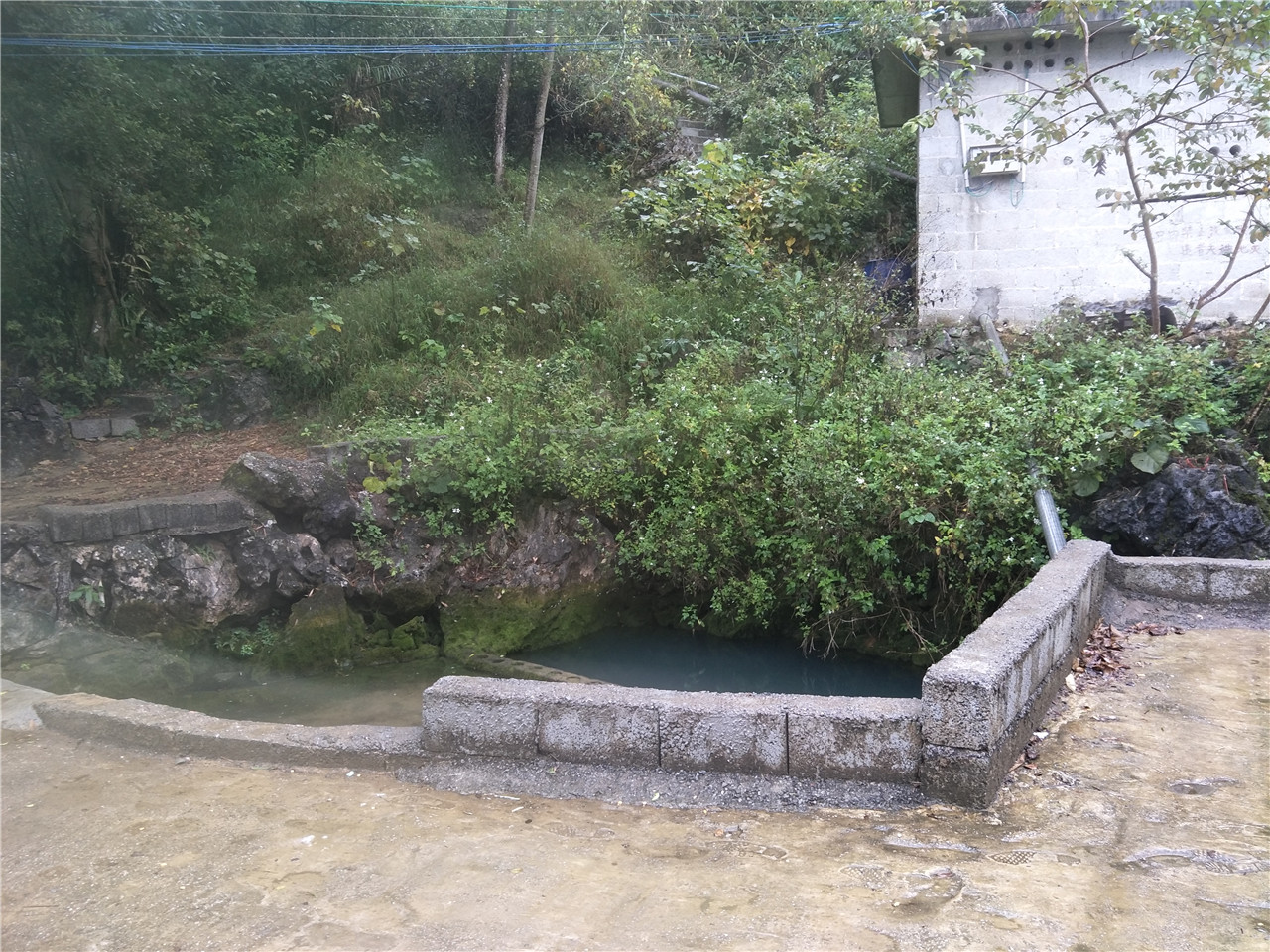 三潮水