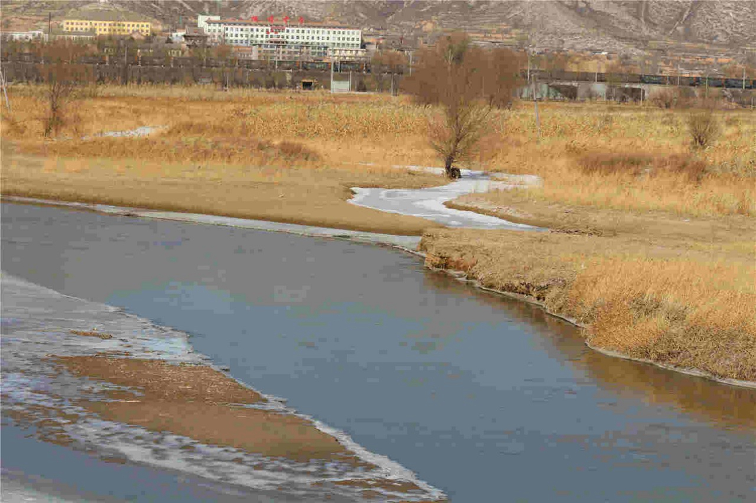 滤虒河沟南河湾