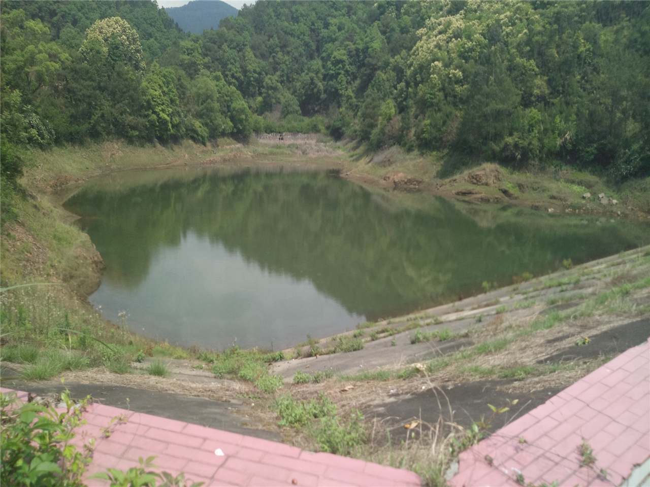 中坝水库