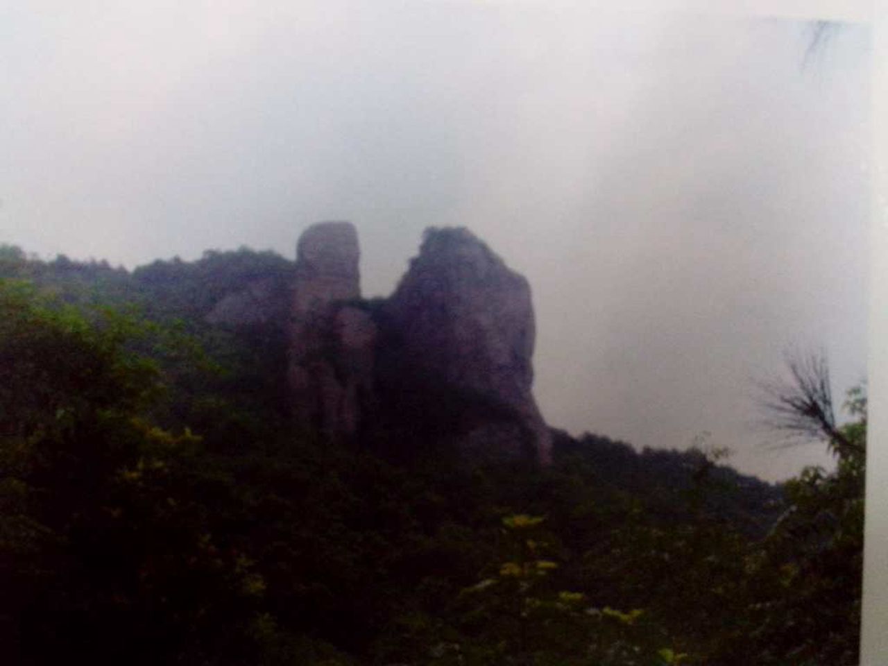 隐龙山风景区