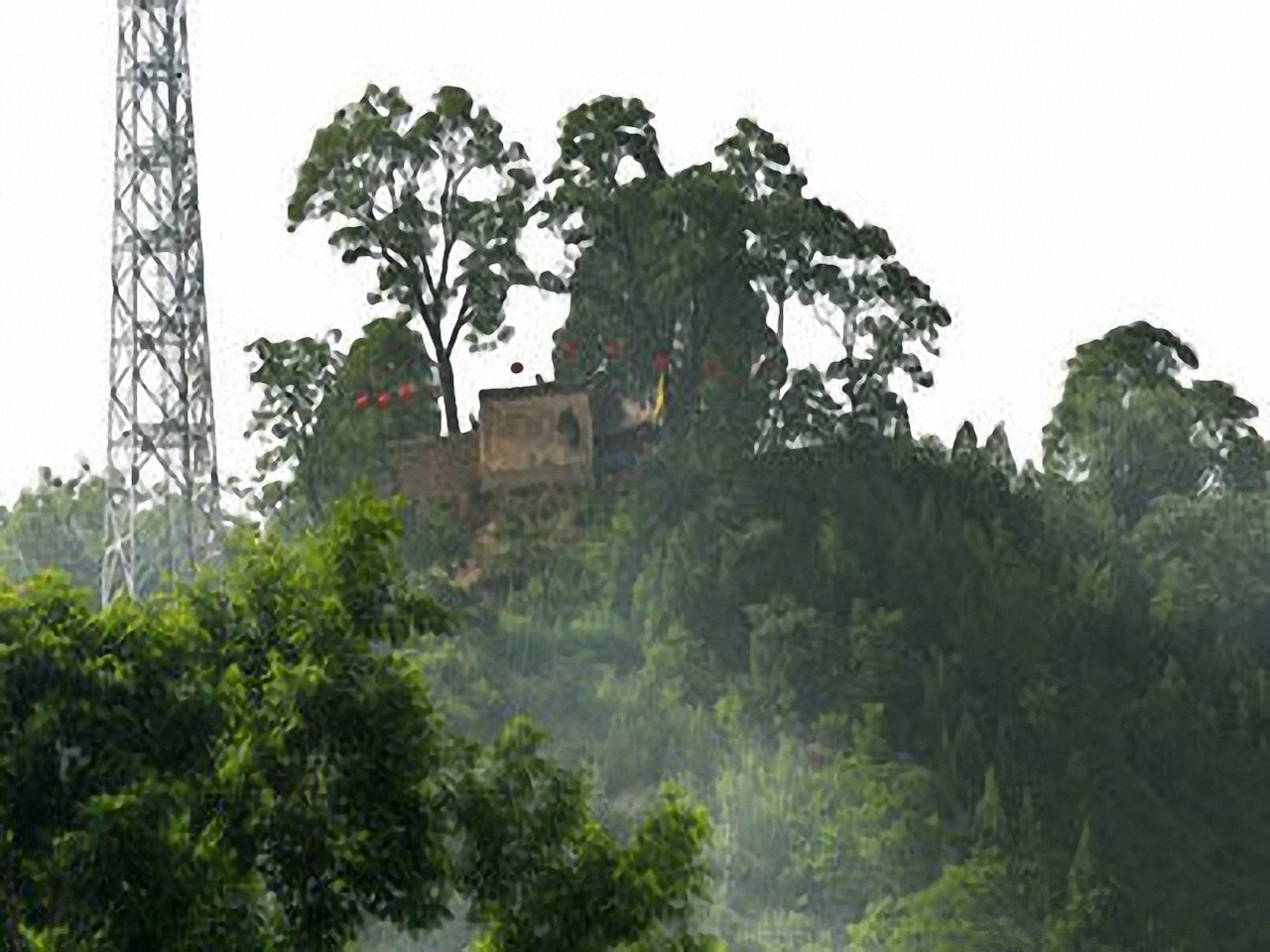 岷郡山风景区