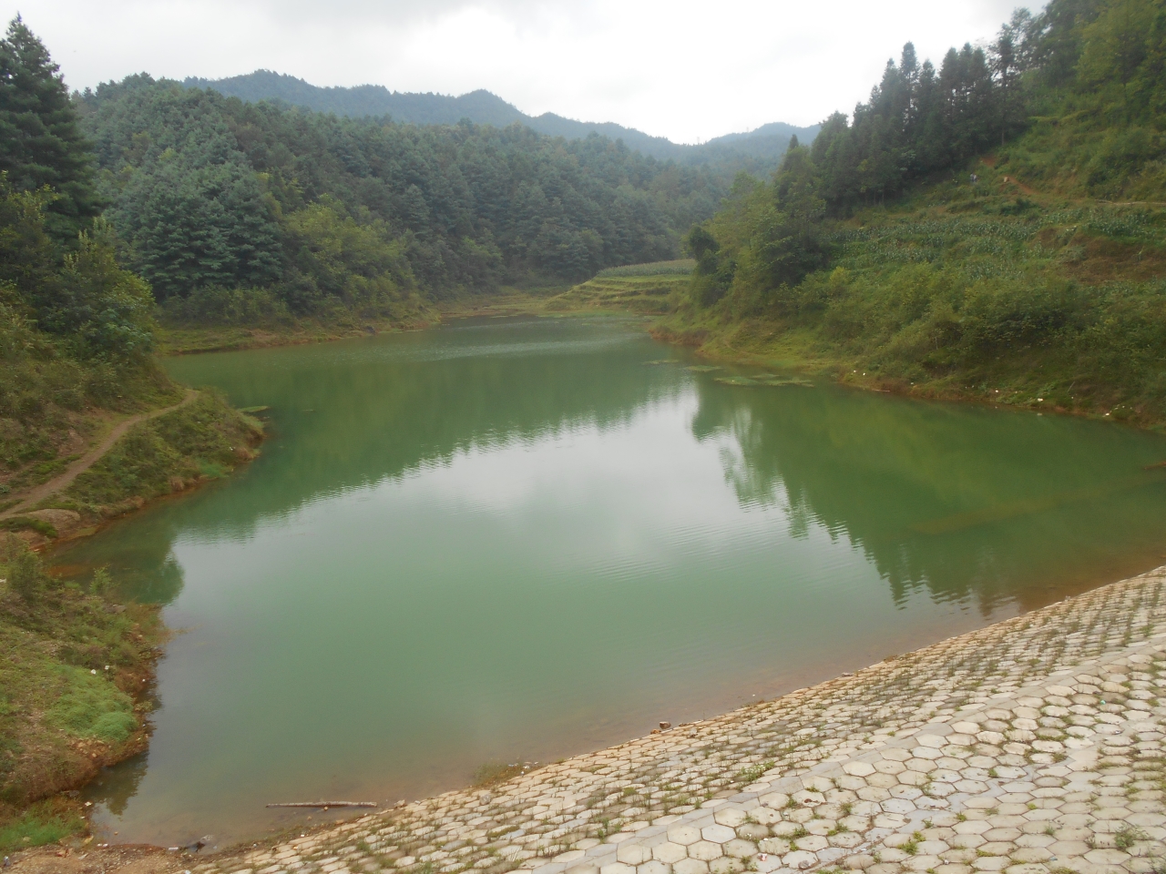 群丰水库