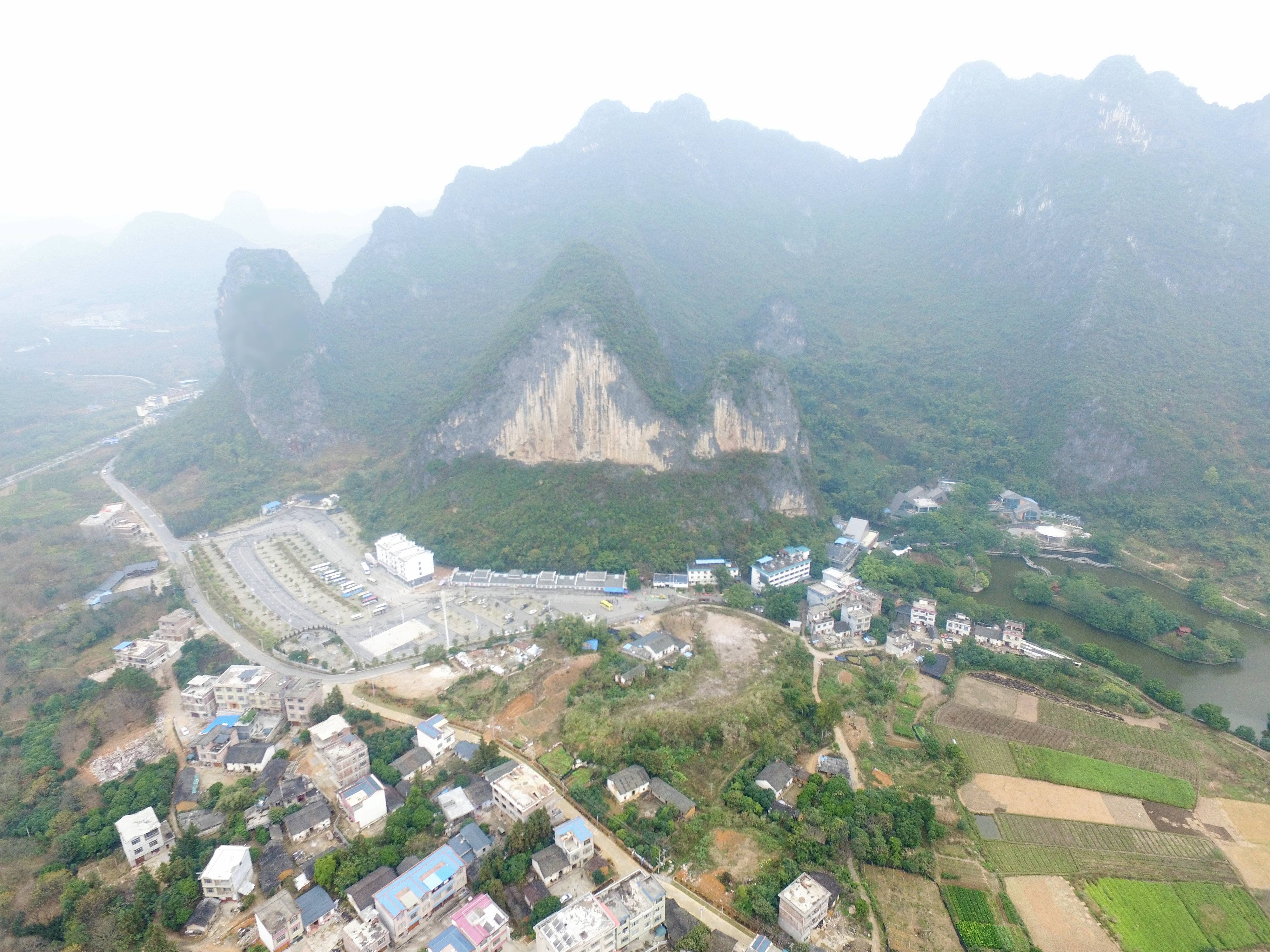 银子岩旅游景区