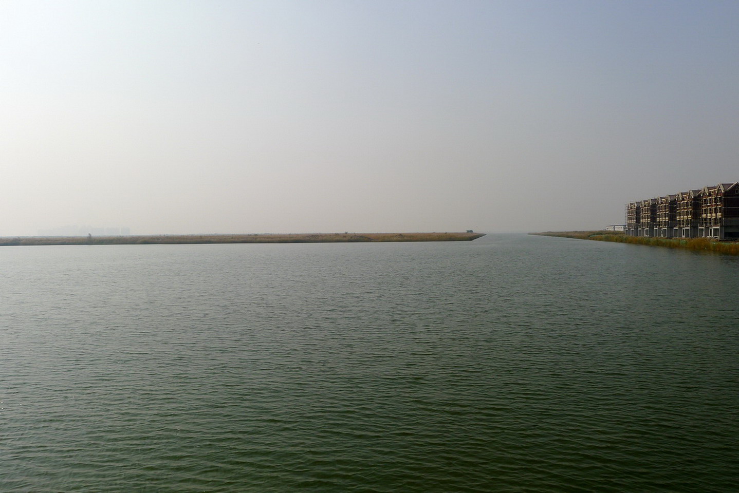 团泊湖风景区