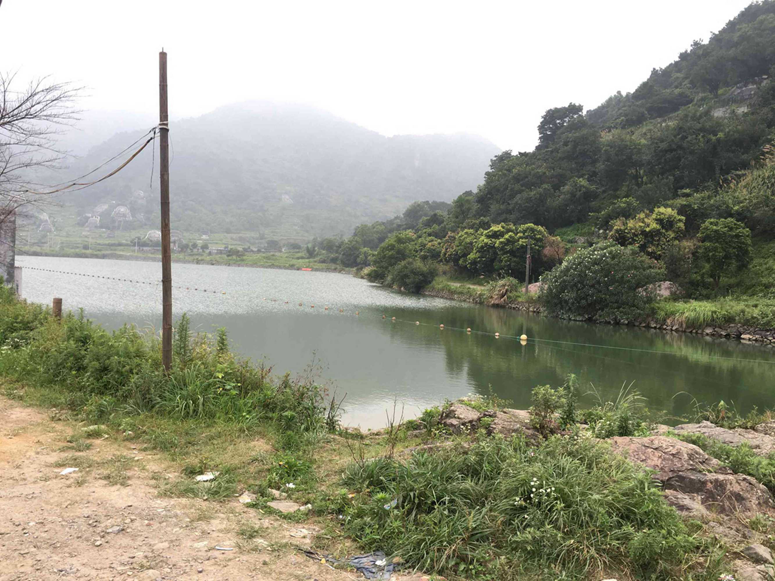 甘溪村人工湖